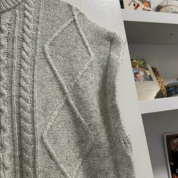 Sincerely Jules mock neck grey sweater vest - Image 5