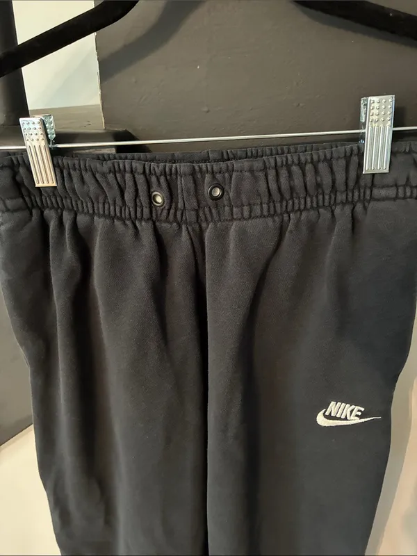 Nike sweatpants - Image 3