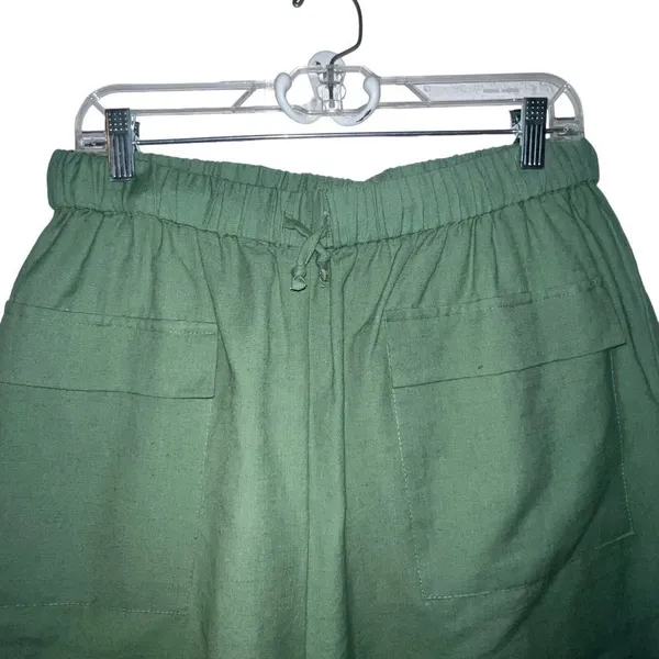 PrettyLittleThing Women Khaki Woven Pocket Front Drawstring‎ Shorts Green 10 - Image 4