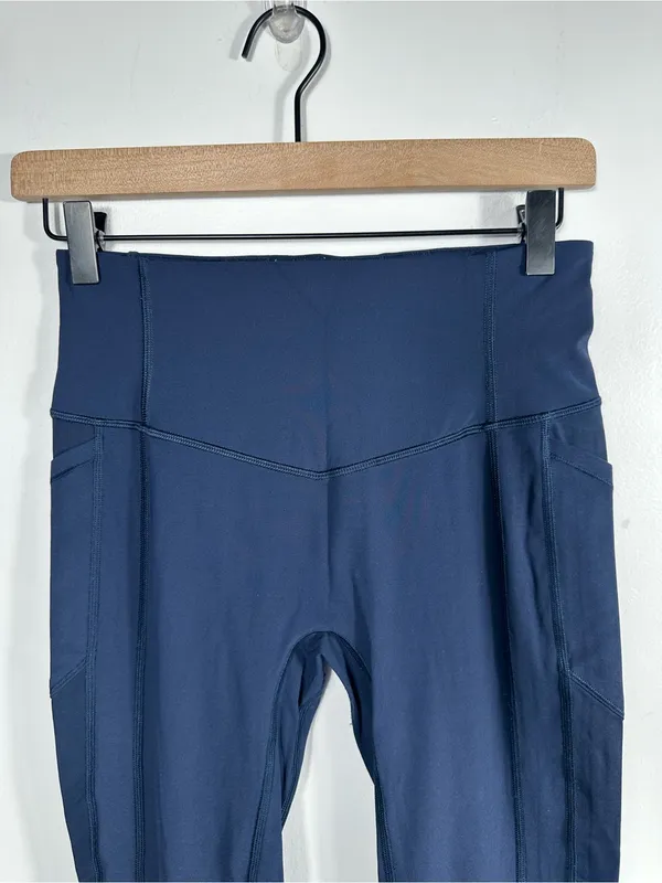 Lululemon All The Right Places Crop II‎ 23 Leggings True Navy Size 6 - Image 5