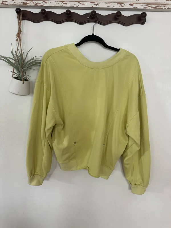 Buckle Bucketlist Boutique crossed reversible pullover - Image 2