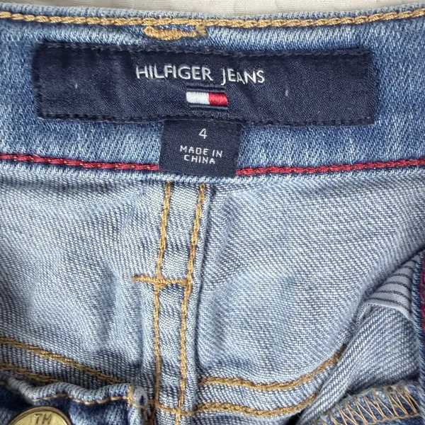 Tommy Hilfiger Jeans‎ Women's Denim Shorts Size 4 Embroidered Floral Frayed Hem - Image 5