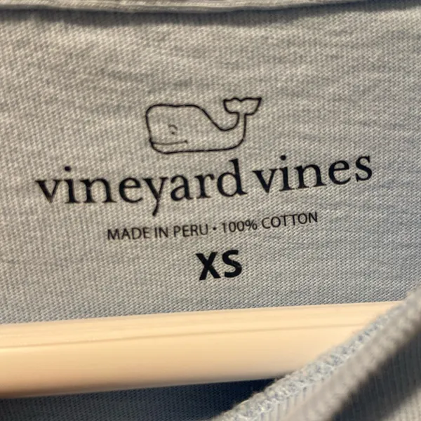 SPECIALIZED LOCATION VINEYARD VINES SHIRT!!! - Image 4