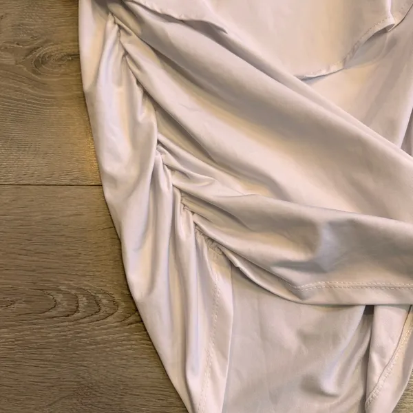 Womens‎ Ruched Bodycon Dress Off Shoulder Cape Overlay White Size Medium M - Image 4