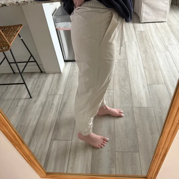 GapFit Crinkle Nylon Joggers Birch Cream Lightweight Athletic Pants Women XS - Image 4
