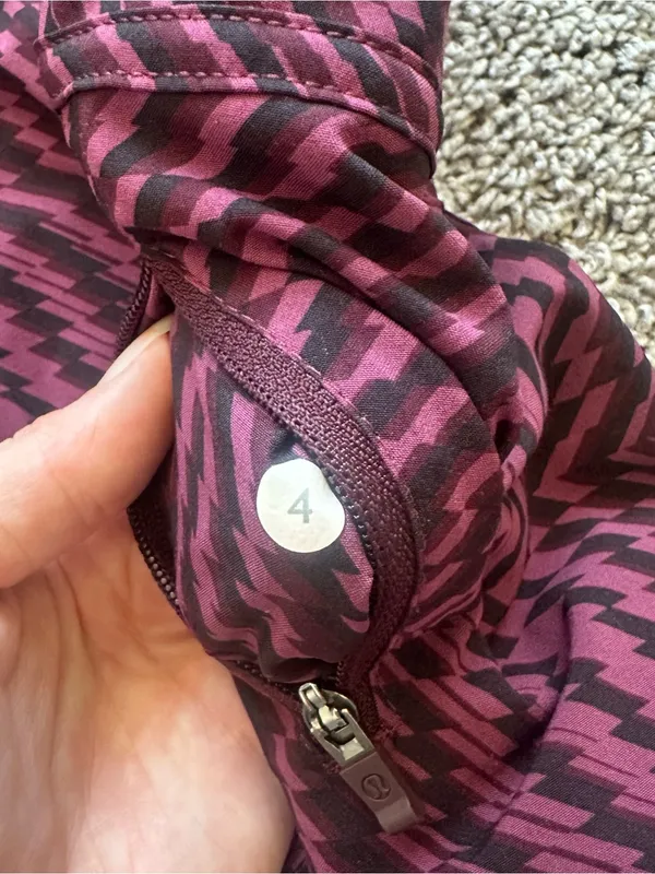 lululemon athletica Maroon Patterned Running Shorts - Image 3
