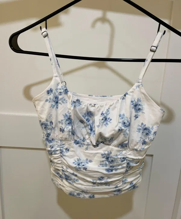 Hollister Cropped Tank - Image 2