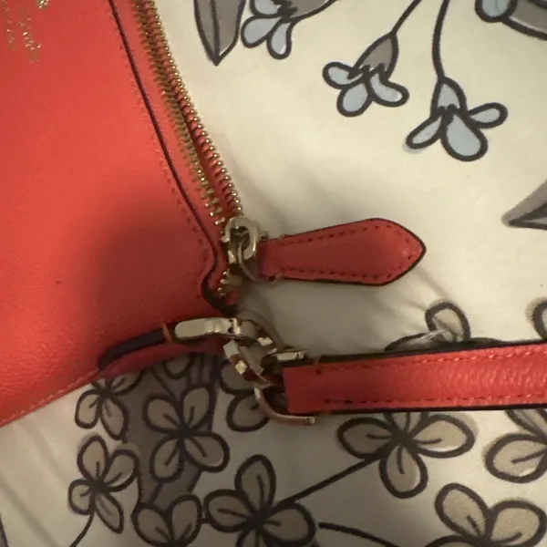Kate Spade Crossbody Purse Leather Pink - Image 5