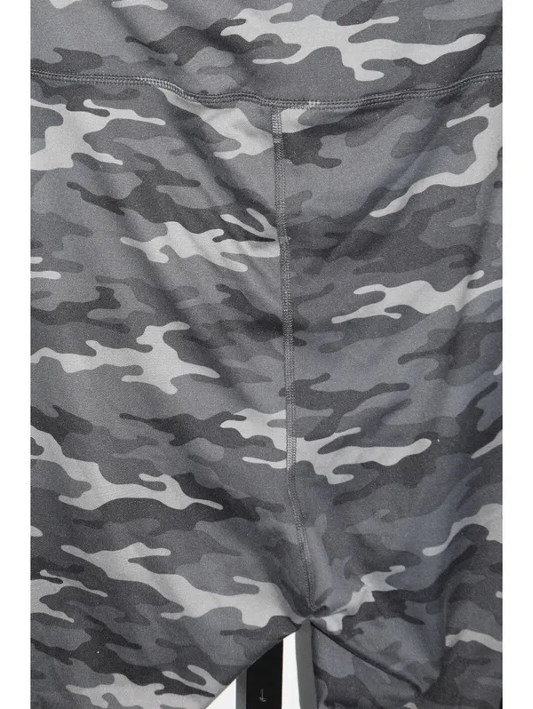 Maurices Camo Print High Waist Leggings, Black Grey Camouflage, Plus Size 3X - Image 4