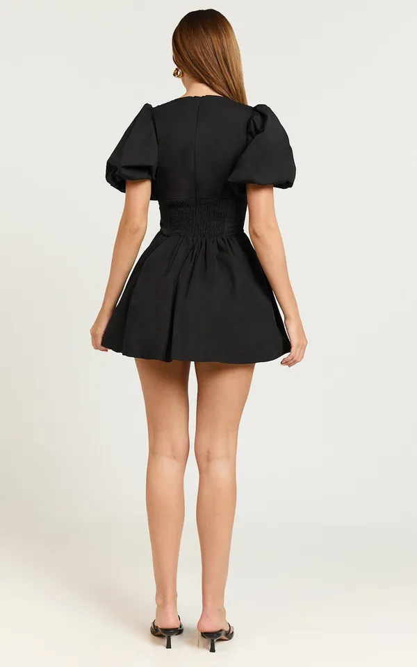 New Showpo Nelli Mini Dress Puff Sleeve Shirred Back Dress Size Small MSRP $109 - Image 6