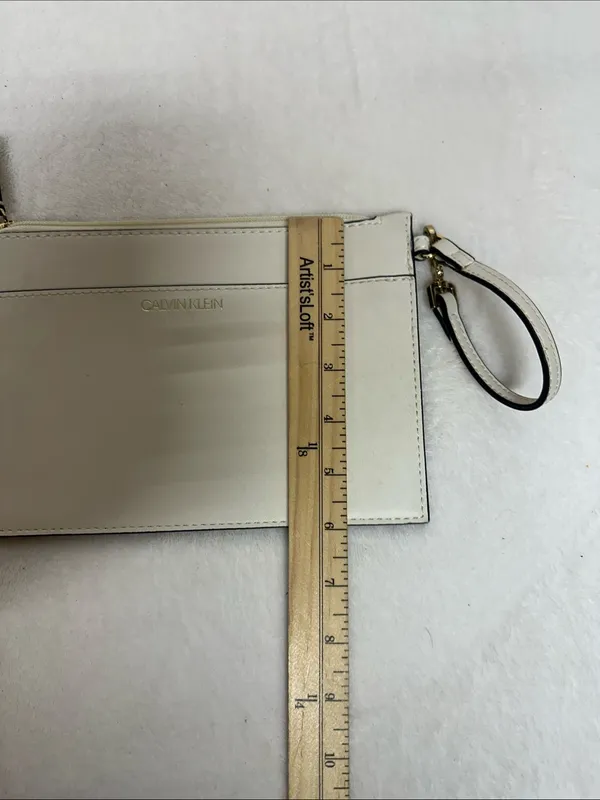 Calvin Klein White Leather Wristlet Pouch with Detachable Strap - Image 3