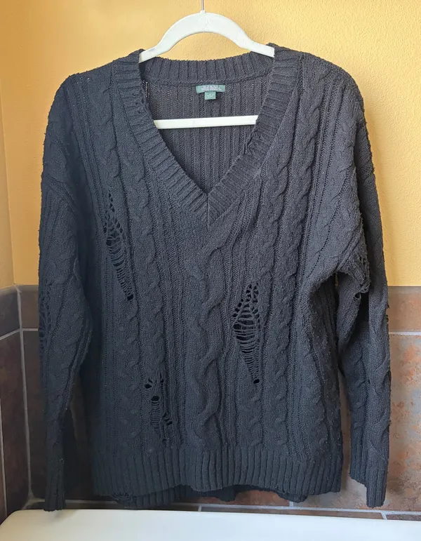 Wild Fable Black Cable Knit Sweater - Image 3