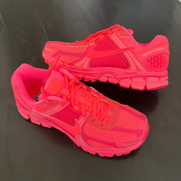 New NIKE Air Zoom Vomero 5 'Hot Punch’ - Image 3
