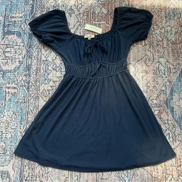 Mel + Rose NWT Francesca's Collections Navy Mini Short Sleeve Skater Dress M - Image 7
