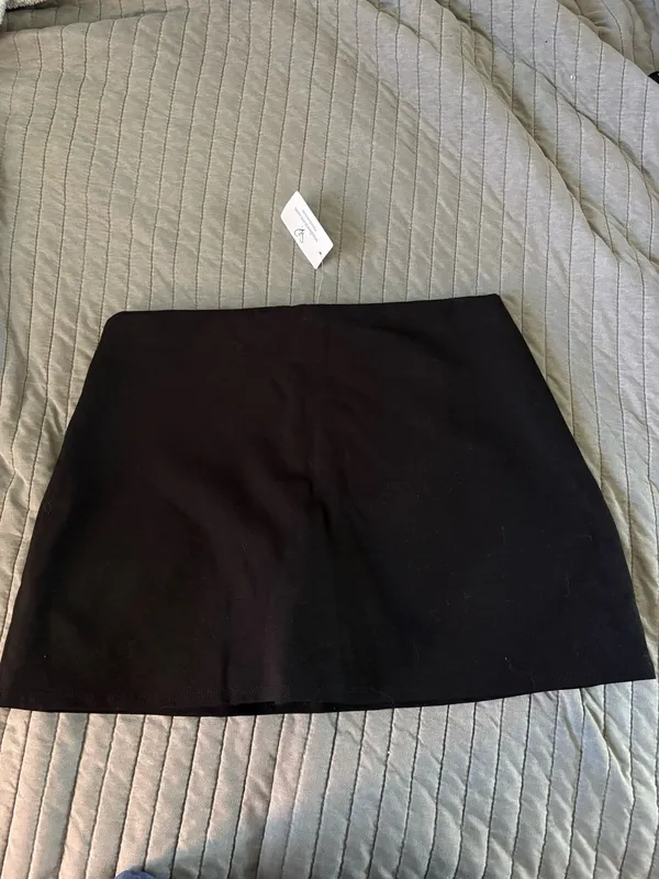 Windsor Skirt - Image 2