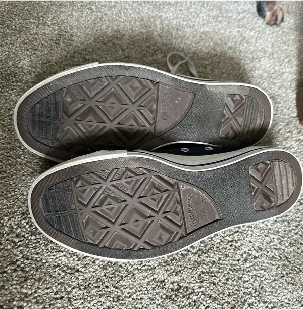 Black Converse Sneakers - Image 4