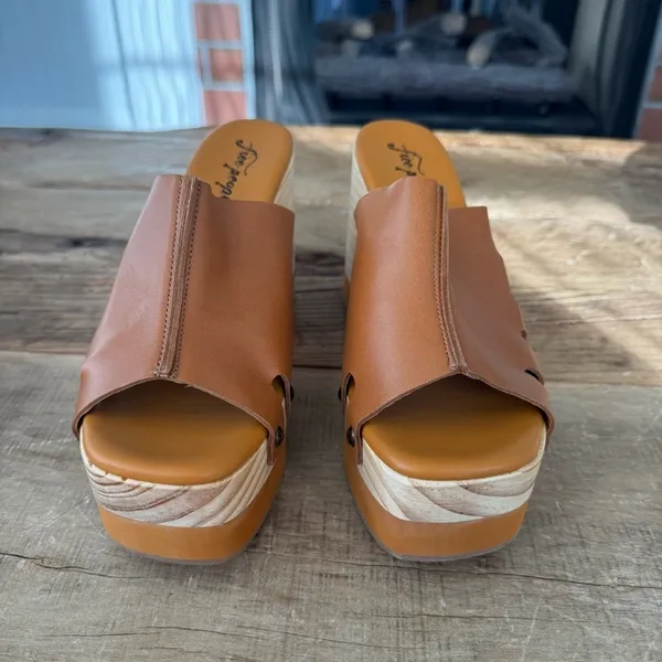 NEW IN BOX Free People Cassis Clogs ~ SOLD OUT ~ 40 ( 9 / 9.5) Platform Comfy - Image 6