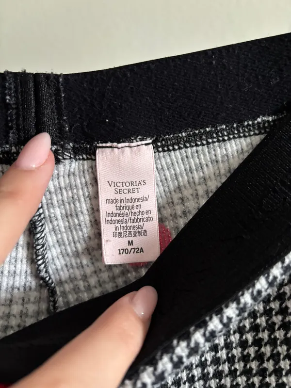 victoria’s secret sleep shorts - Image 3