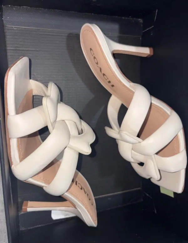 Coach Kellie leather sandals in cream & white, size US 6.5 - Image 3