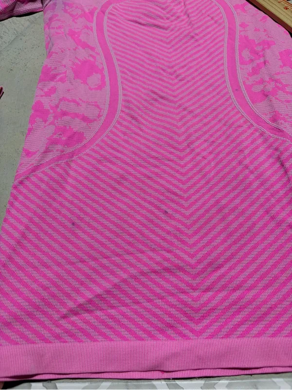 Lululemon swiftly tech Women's Seamless Long-Sleeve Active Top Bright Pink 4 - Image 2