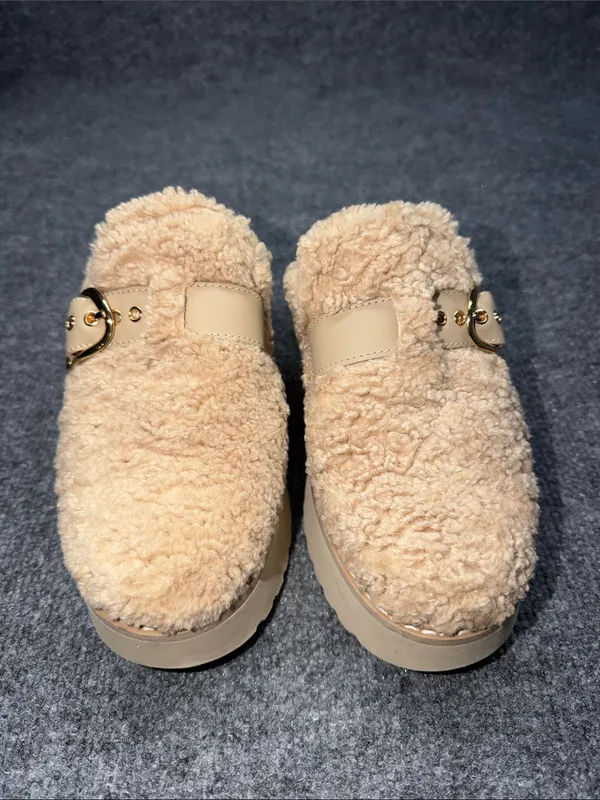 Dolce Vita Lelani Plush Clogs Tan Size 7.5 - Image 3