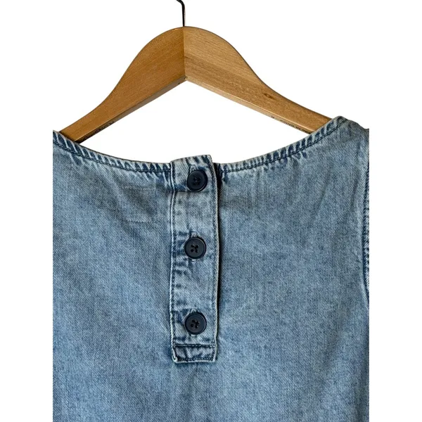 Gap Denim Tank Top Women XS Blue Light Wash NWT Chambray Button Back Top Preppy - Image 6