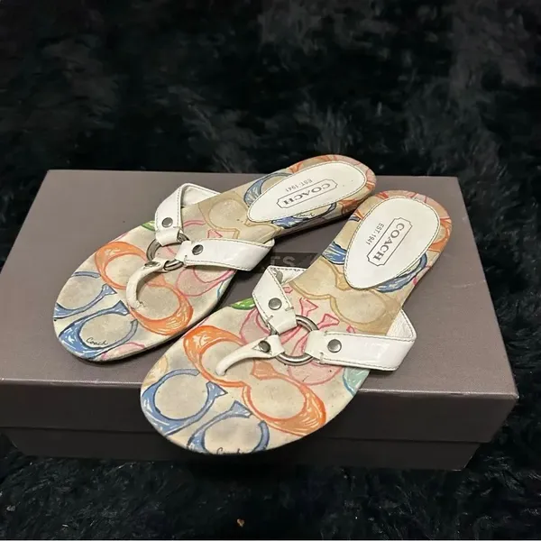 COACH white sandals flip flops shoes women’s 6.5 - Image 2