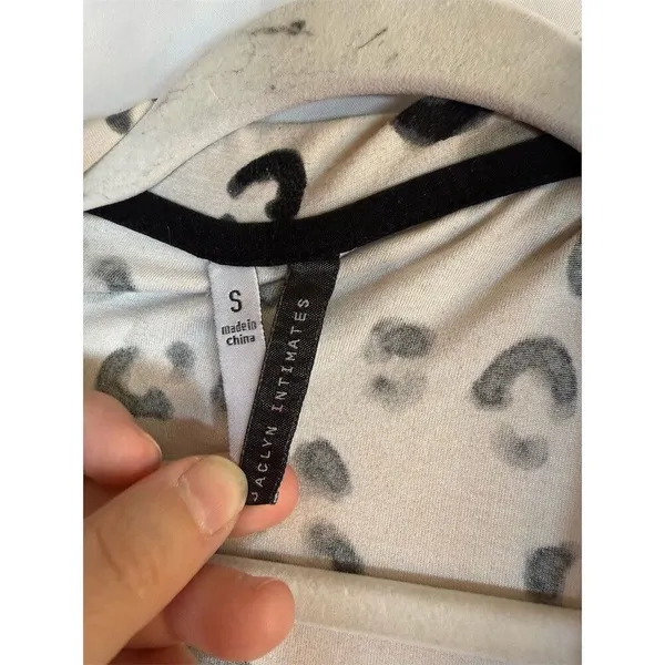 Jaclyn Intimates Pajama Set Womens Small Ivory Animal Print Button Top - Image 3