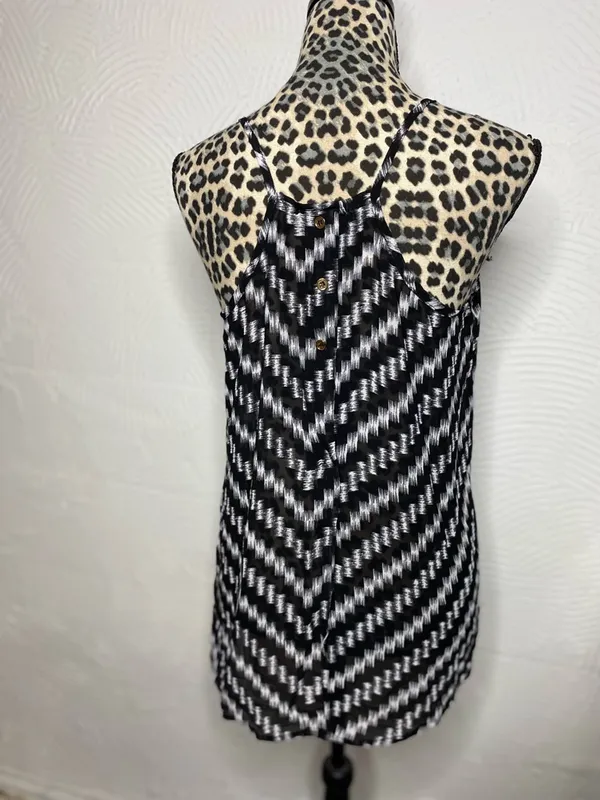 Maurices Black and White Brushstroke Tank - Image 5
