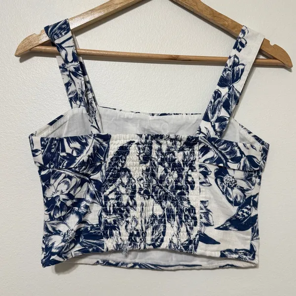 Abercrombie & Fitch Blue Floral Tank Top Size XS Crop Tropical Vacation Beach - Image 5