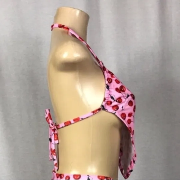 Zuliana Size Small Cherry Print Bandana Style Top. New With Tags. - Image 4