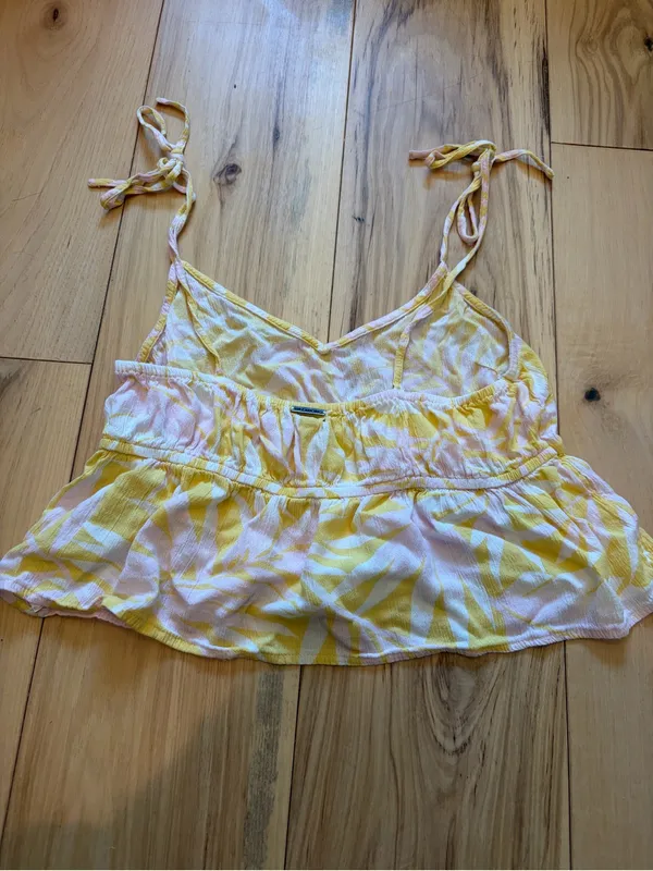 Billabong Yellow Palm Print Hey There Tie Strap Cami Top Crop Small - Image 2