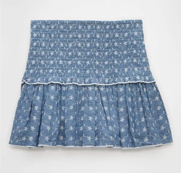 Medium AE High-Waisted Smocked Mini Skirt - Image 2
