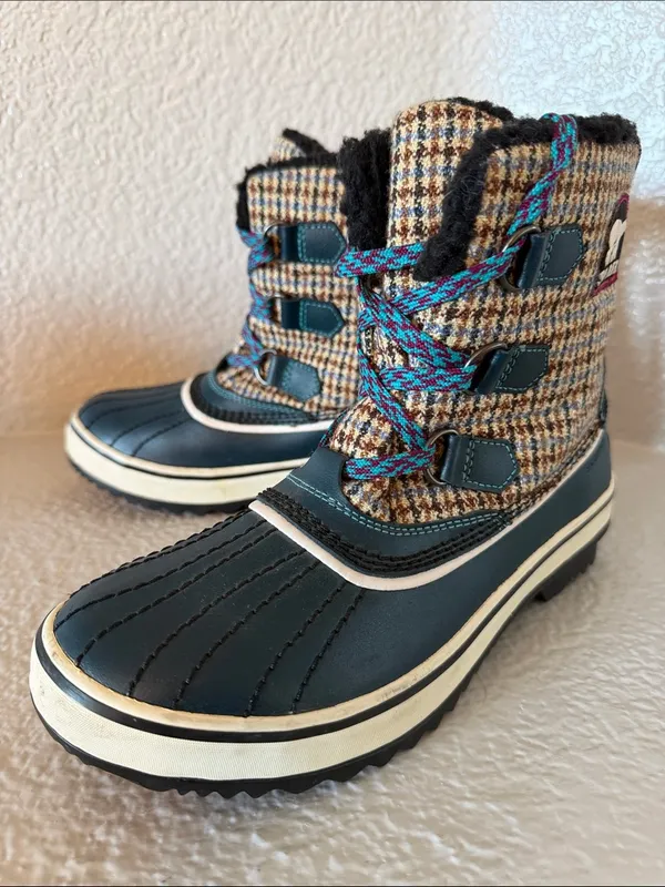 Sorel Tivoli Blue Plaid Waterproof Winter Snow Boots Women’s Size 7 - Image 3