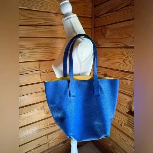 Marc Jacobs Wingman Tote Reversible Leather Tote in blue or yellow size XL - Image 2