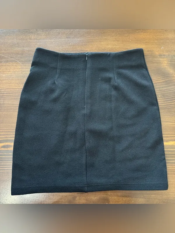 Shein embroidered high rise mini skirt - Image 3