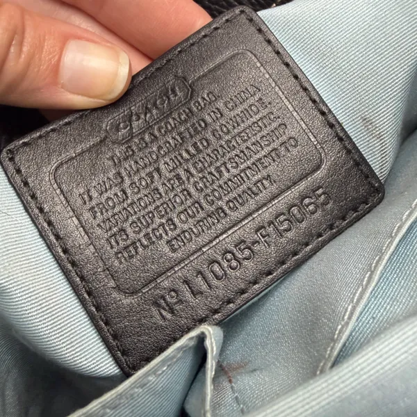 COACH East West Legacy Pebbled Leather Convertible Crossbody Bag F15065 - Image 6