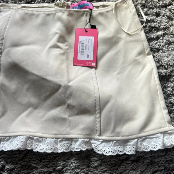 NWT Edikted mini skirt‎ size xs - Image 3