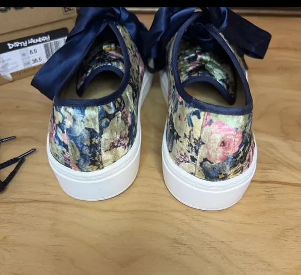 Blue Velvdet Floral Sneakers, Extra Laces - Image 3