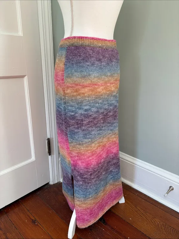 NWT Anthropologie Sunset Sweater Knit Maxi Skirt Pink Purple‎ Size 8 Wool Blend - Image 2