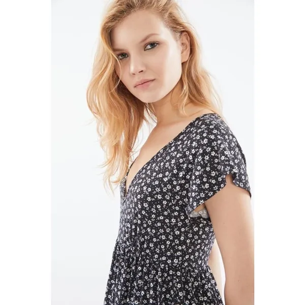 Urban Outfitters Julia Ruffle Black Floral Flutter Sleeve Tiered Mini Dress Sz S - Image 4