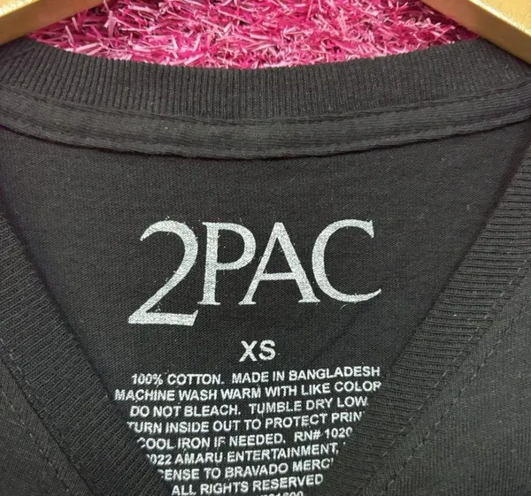 Tupac All Eyes on Me Motorcycle Rap tee size XS - Image 4