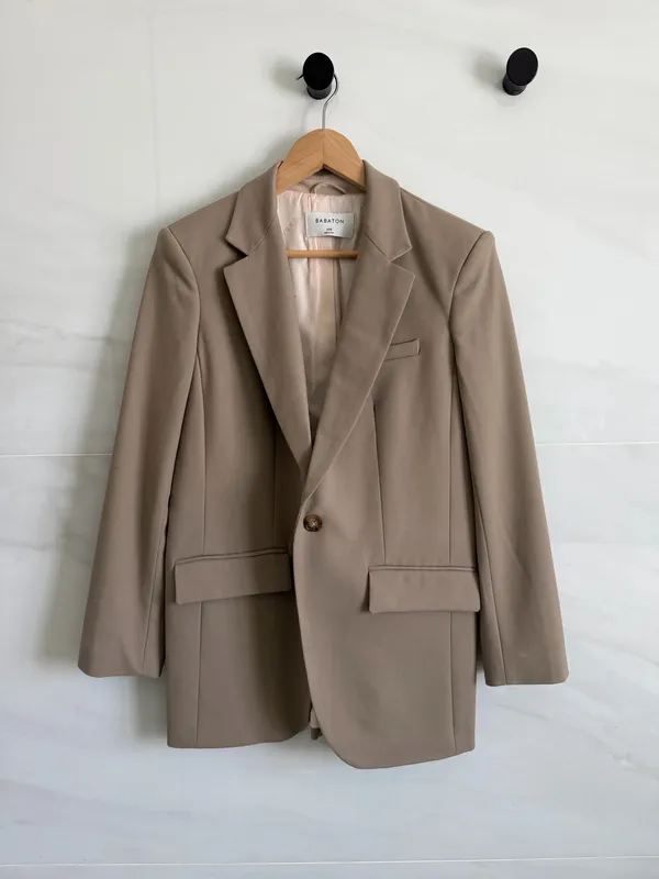 Aritzia Babaton Atelier Wool Blazer Taupe Camel Suiting Jacket XXS - Image 3