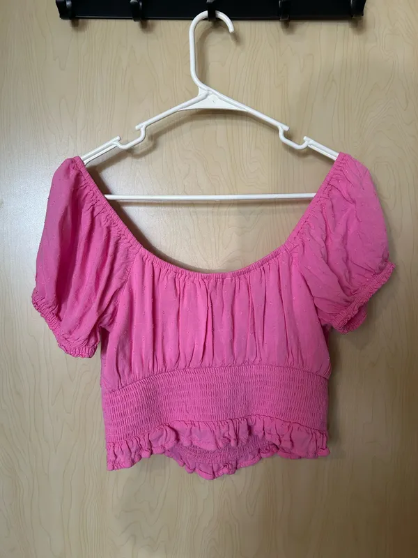 Hollister Crop Top - Image 3