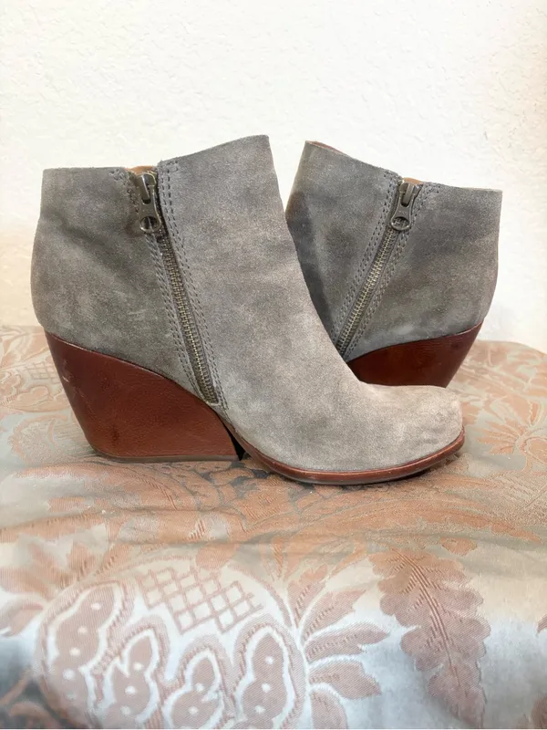 Kork Ease Natalya Gray Distressed Nubuck Leather Stacked Wedge Bootie Heel Sz 8 - Image 2