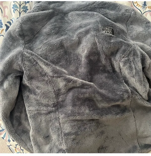 The North Face Fuzzy Fleece - Image 3