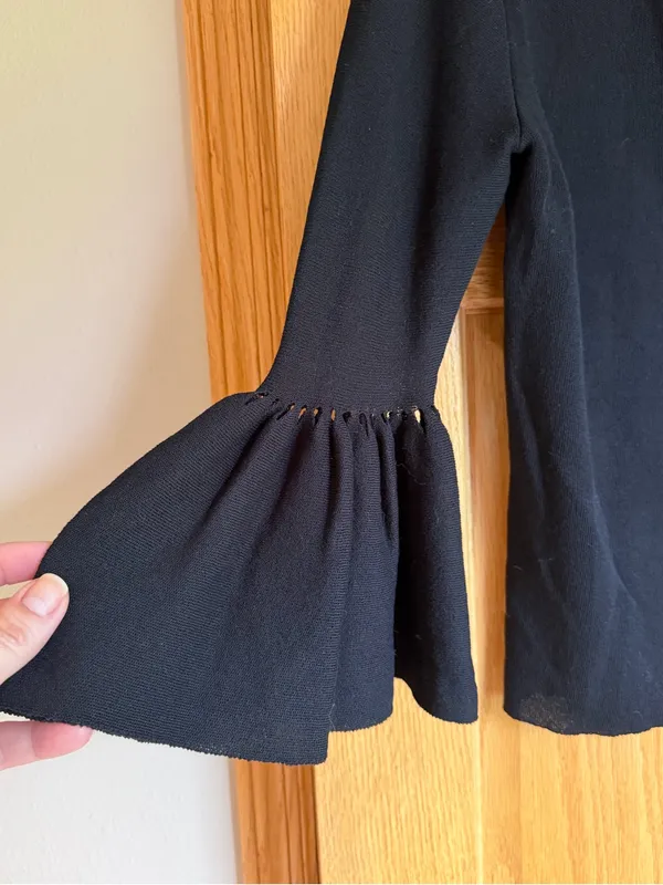 Eliza J Black Bell Sleeve Cardigan Hook & Eye Cropped Layering Sweater Small - Image 2