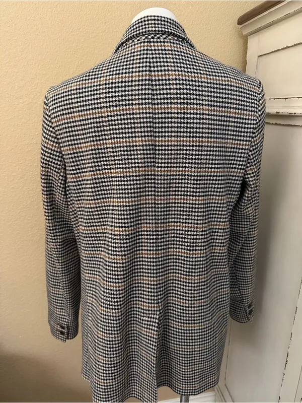 Old Navy Houndstooth One Button Jacket in Black, Beige & Brown - Image 6
