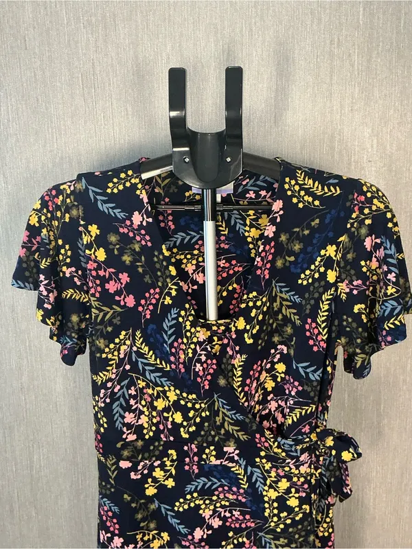 Motherhood Maternity Nursing Dress Floral Wrap Midi Dress Size Medium - Image 2