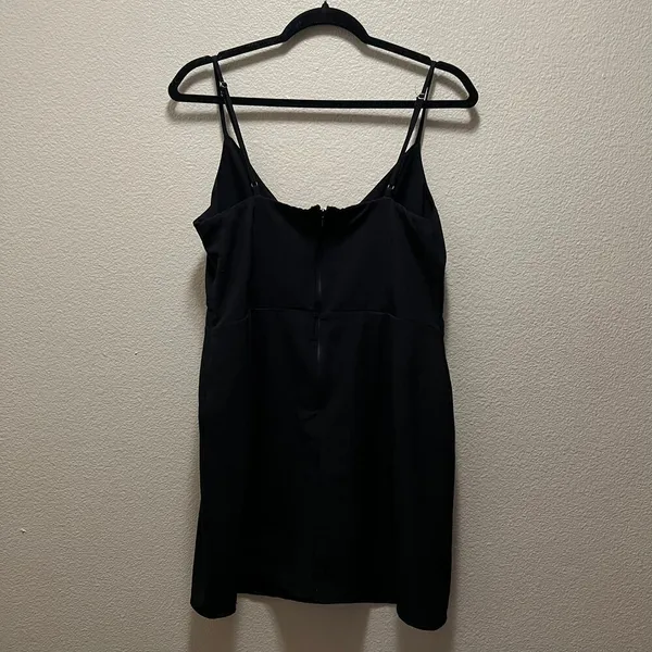 Abercrombie & Fitch Black Mini Cocktail Sleveless KeyHole Cut Out Dress Sz Large - Image 5